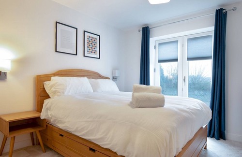 Shrewsbury Apartment | Pass the Keys | Brand new 2 bedroom apartment with parking