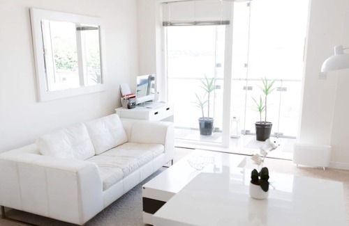 North West Apartment | Pass the Keys | Bright, Modern 1bedroom Apartment Glasgow Harbour