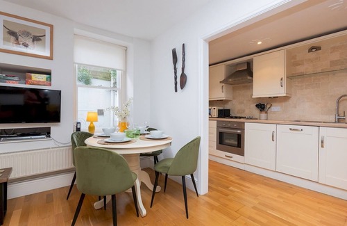 Upper Town Apartment | Pass the Keys | Central Courtyard Apartment