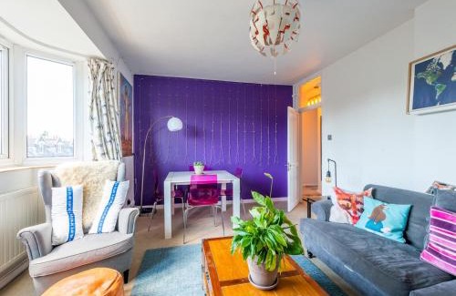 Stoke Newington Apartment | Pass the Keys Cozy 4-Bed with Garden in Trendy Stoke Newington