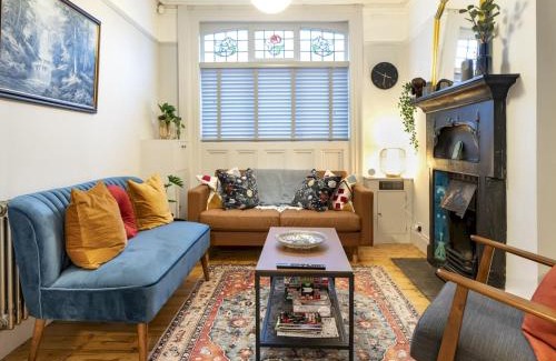 Belfast City Centre House | Pass the Keys Exquisite 3 Floor Townhouse Perfect Location