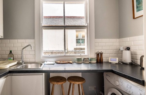Chagford Apartment | Pass the Keys | Garden View Period Dartmoor apartment with garden views