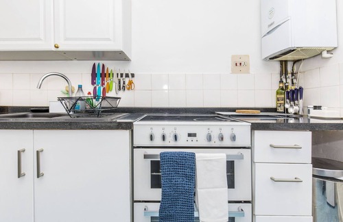 Swiss Cottage Apartment | Pass the Keys | Hampstead 2BED Maisonette near Finchley Road,NW6