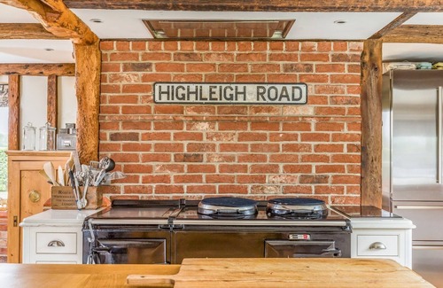Sidlesham House | Pass the Keys | Large Converted Barn With Pool, Gym and Gardens