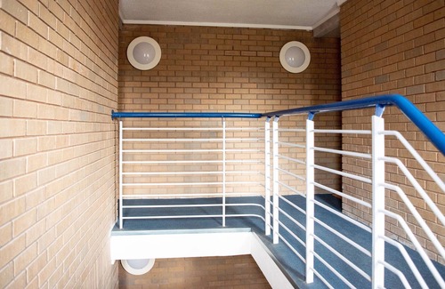 Anniesland Apartment | Pass the Keys | Lovely 2-bedroom rental with free parking