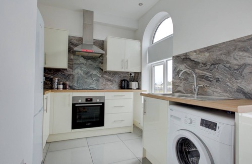 Cheetham Hill Apartment | Pass the Keys | Modern 1 bedroom apartment
