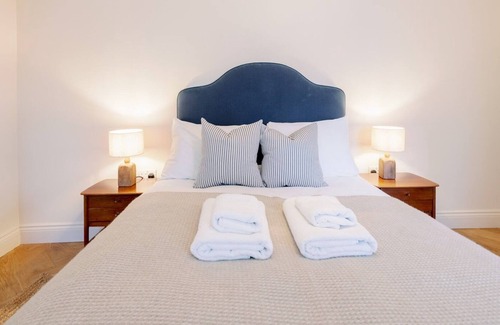 North Kensington Apartment | Pass the Keys | Modern Apartment near Portobello