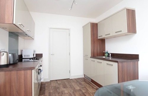 Oxford Apartment | Pass the Keys | Modern Oxford Apartment - Sleeps 4