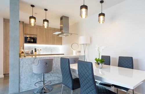 Kentish Town Apartment | Pass the Keys Plush Perfection