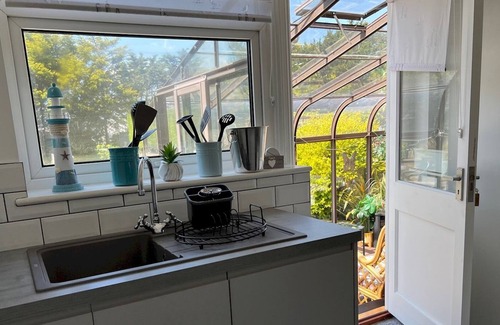 New Romney House | Pass the Keys | Sea Shells Beachside Retreat