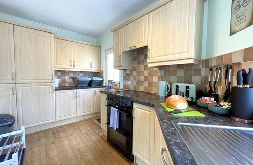 Rockcliffe House | Pass the Keys | Traditional Scottish Cottage in Beautiful Location