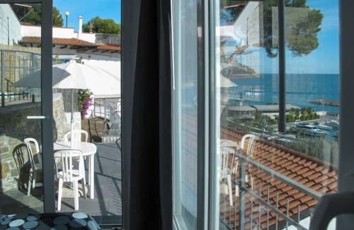 San Lorenzo al Mare House | Passiflora (SLR400) by Interhome