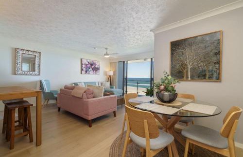 Palm Beach Apartment | Pastel Drift - Beachfront Haven by Dining & Parks