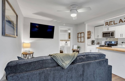 Franklin House | Pasture Bedtime - Great Location!