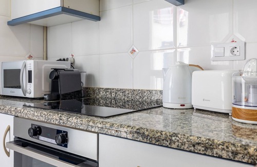 Alboraya Apartment | PATACONA SURFING BEACH. WiFi + Aire Acondicionado + Piscina + Tenis + Parking