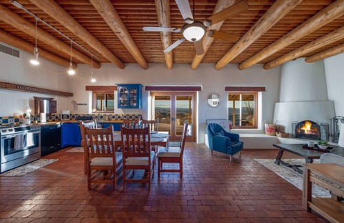 Rio Rico House | Patagonia Lake Area/3 BR/Serenity/Mountains