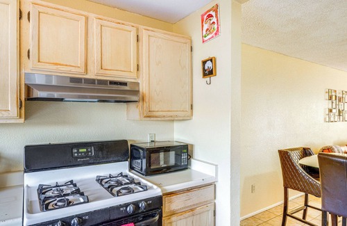 California City Apartment | Patio & Mtn Views: Family Gem in California City