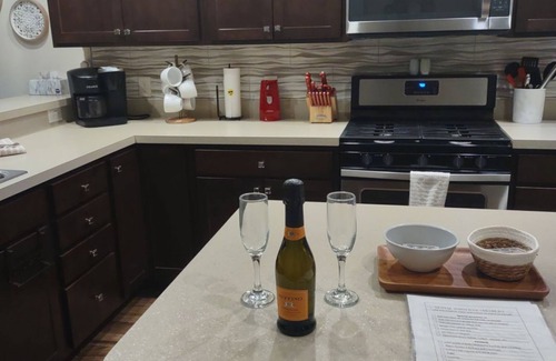 Wildwood Villa | Patio Villa - New Furniture, Golf Cart, Near Pools, Golf, Nightly Entertainment
