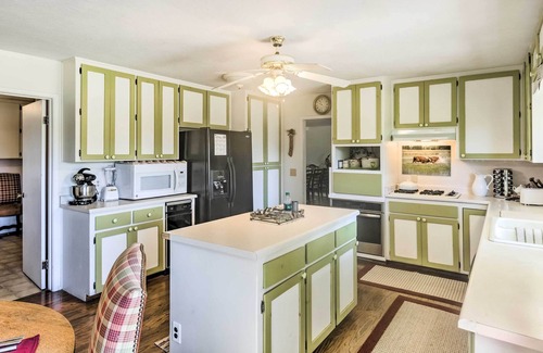Cottonwood-Verde Village House | Patio & Yard: Dtwn Cottonwood Home!