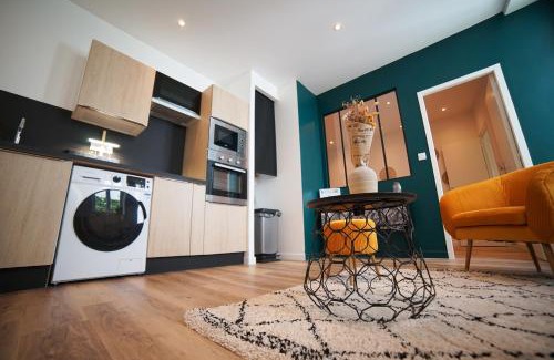 Faubourg North Apartment | PatioNé dans Centre de Dijon