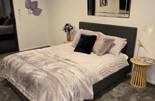 Christchurch City Centre Apartment | Pats CBD Studio