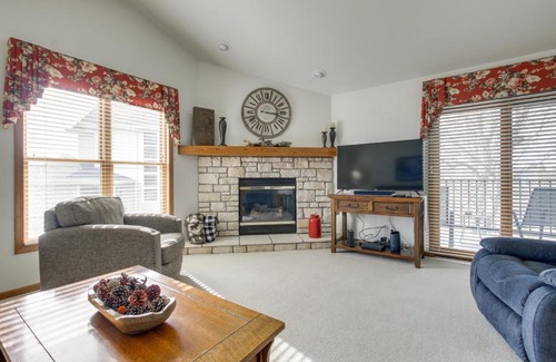 Egg Harbor Apartment | Patties Other Place - Indoor Pool Access!