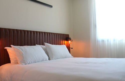 Signes Hotel | Paul Ricard Adventure | Relaxing Unit Close w/Pool Access - Free Parking