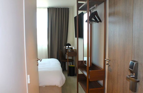 Signes Hotel | Paul Ricard Adventure | Relaxing Unit Close w/Pool Access - Free Parking