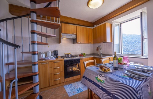Ne House | Paulotti Antico Borgo First Floor, Ne, Italy