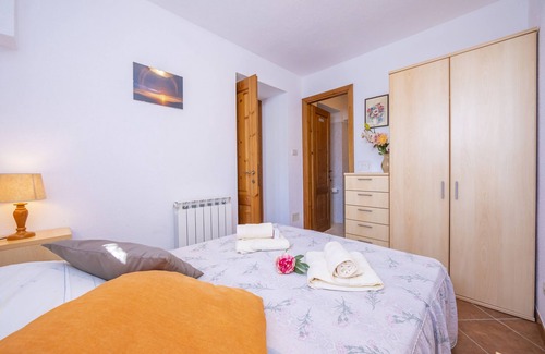 Ne House | Paulotti Antico Borgo Ground Floor, Ne, Italy