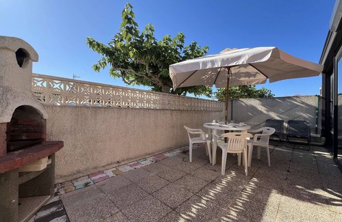 Les Ayguades House | Pavilion with Sunny Terrace, Parking - Gruissan
