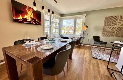 Braunlage Apartment | Pavillon Am Kurpark - Top bewertet von Familien! Zentral, modern, ruhig - mit Balkon, Grill, Parkplatz, Wallbox und inklusive Wäschepaket