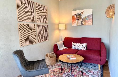 Braunlage Apartment | Pavillon Am Kurpark - Top bewertet von Familien! Zentral, modern, ruhig - mit Balkon, Grill, Parkplatz, Wallbox und inklusive Wäschepaket