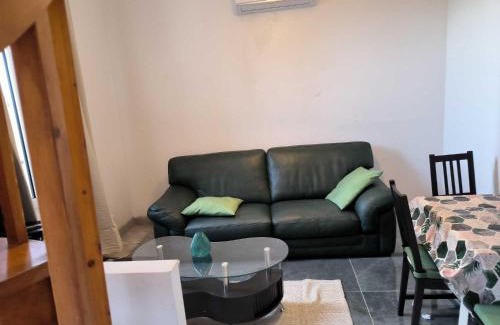 Cachan Apartment | PAVILLON & Jardinet A 5 MN PARIS , 30 MN STADE de FRANCE au pied du RER B