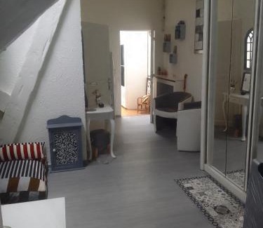 Romainville House | Pavillon Val
