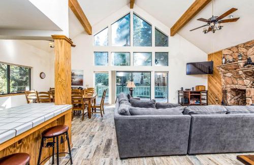 Shaver Lake House | Paw's Cabin