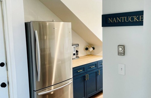 Nantucket Town Condo | Pawsitively Petfriendly 2 Bdrm Condo
