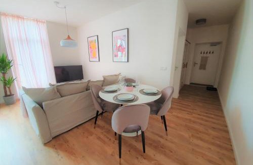 Senftenberg Apartment | PB Ferienwohnungen - FeWo 2 - Stilvoll eingerichtetes Apartment im Herzen Senftenbergs