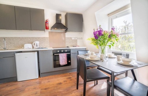 Earl's Court Apartment | PBC | Two-Bed Apt - Earl's Court 121 - EC9