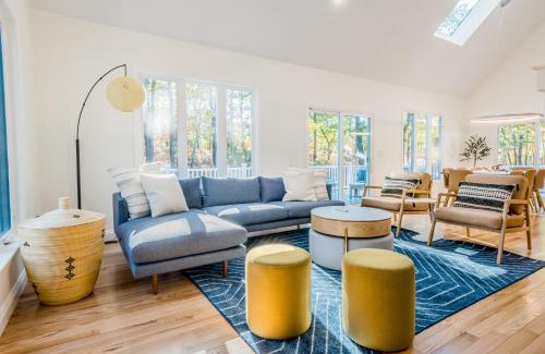 Wellfleet House | Peace Among the Pines