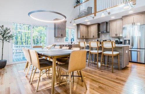 Wellfleet House | Peace Among the Pines