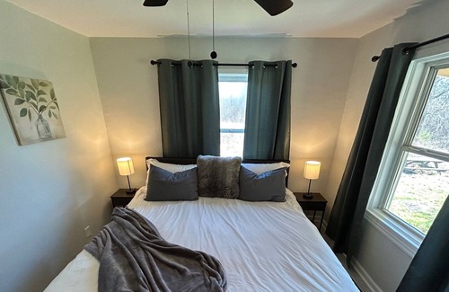 Lewisburg Other | Peace Creek Cottage on 7+ acres
