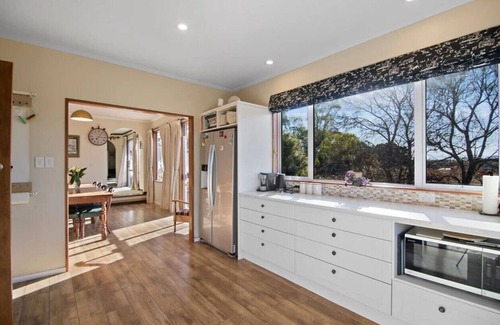 Redwood Valley House | Peace in the countryside, Child/Pet Friendly, Fab Outdoor space + swimming pool