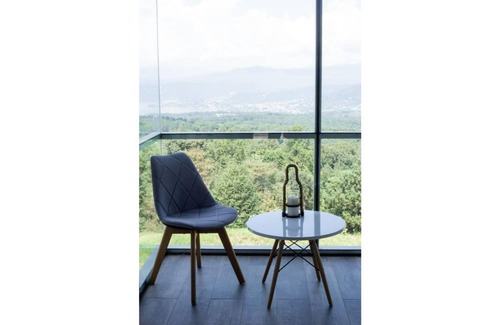 Valle de Bravo House | Peace in the woods at Casa Laven