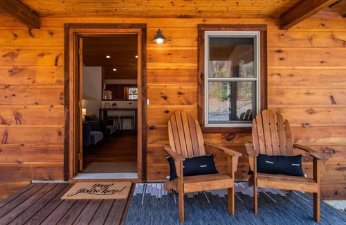 Deep Gap Cabin | Peace on Birch*Hot Tub*ScreenPrch*Propane FP*