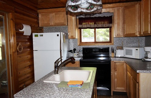 Eagle River House | Peace, Privacy and a Pontoon! No steps in home or to water!