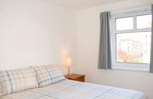 Gorgie Apartment | Peaceful 2 Bedroom Apartment in Edinburgh