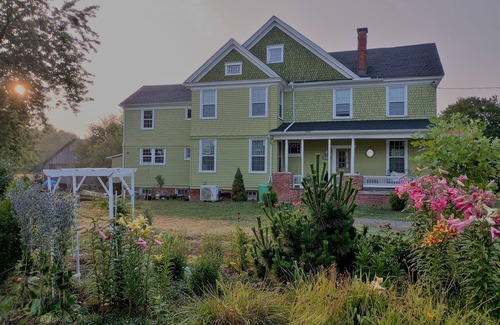 Greensboro House | Peaceful 2-Bedroom Estate for Monthly/Bi-weekly Stay on Eastern Shore