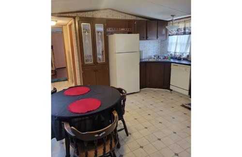 Barnesville House | Peaceful 2-bedroom home