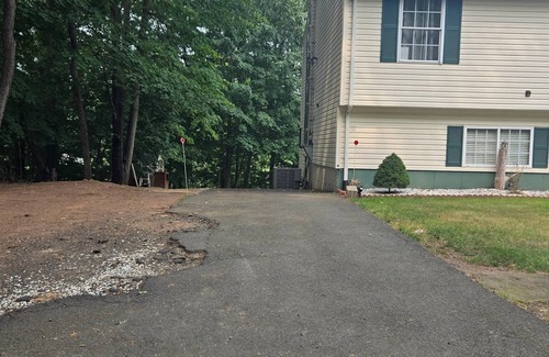 New Haven Apartment | Peaceful 2bedroom getaway in East Haven